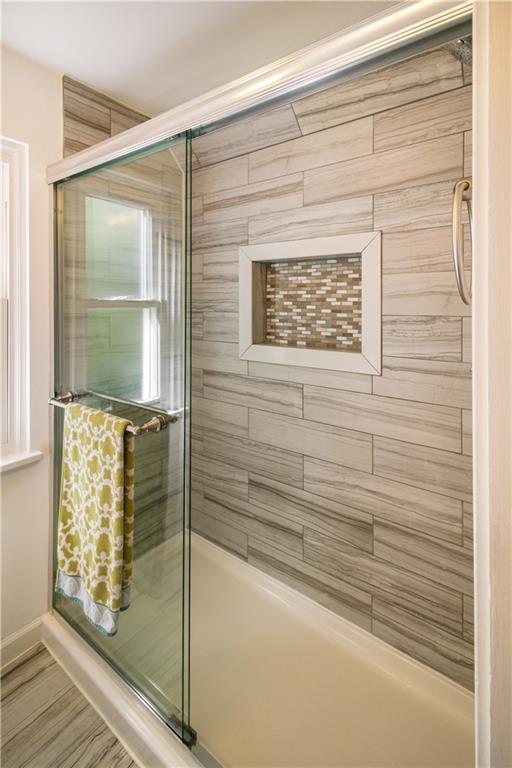 1070 Old Gate Road Pittsburgh, PA 15235 - Photo 15 of 25 Gallery Image 15