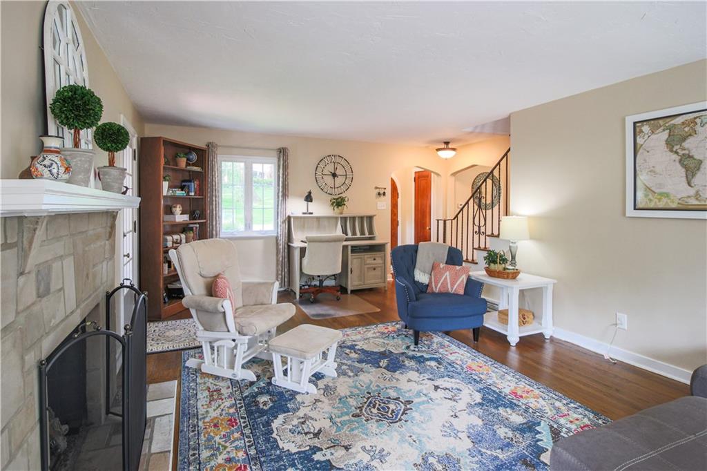 1070 Old Gate Road Pittsburgh, PA 15235 - Photo 8 of 25 Gallery Image 8
