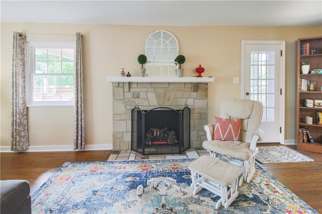 1070 Old Gate Road Pittsburgh, PA 15235 - Photo 9 of 25 Gallery Image 9