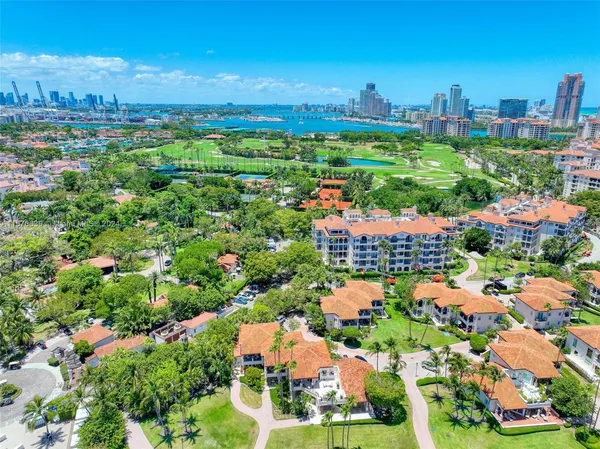 a view of a park