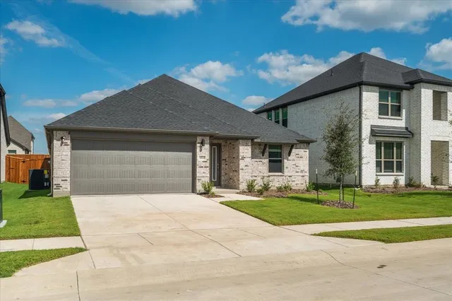$2,400 | 1010 Honeydew Lane, McKinney, TX 75071