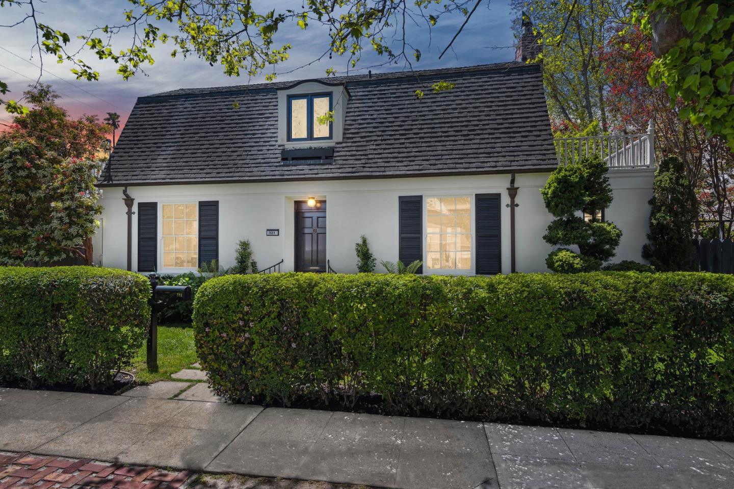 321 Bloomfield Road Burlingame, CA 94010 - Photo 44 of 45 front view of a house with a street