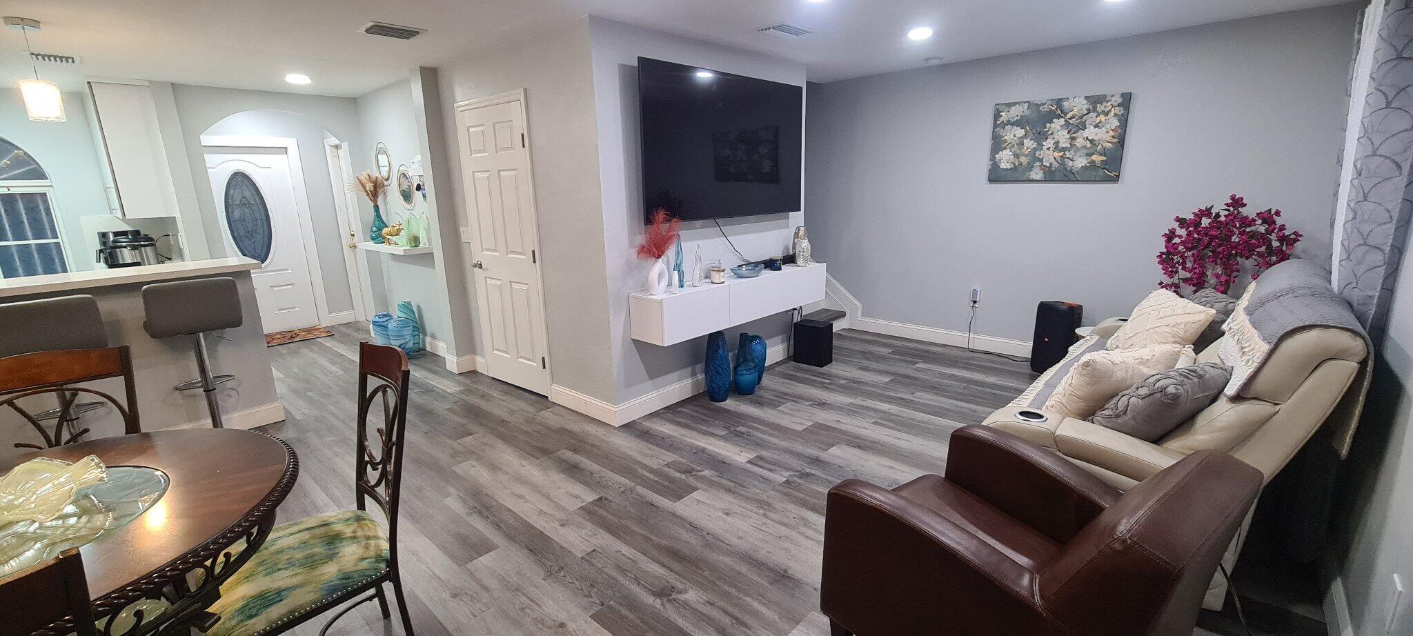 13454 Southwest 262nd Street Homestead, FL 33032 - Photo 14 of 40 14