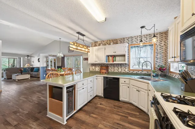 $439,900 | 20431 Eidelweiss Street Northwest, Cedar, MN 55011