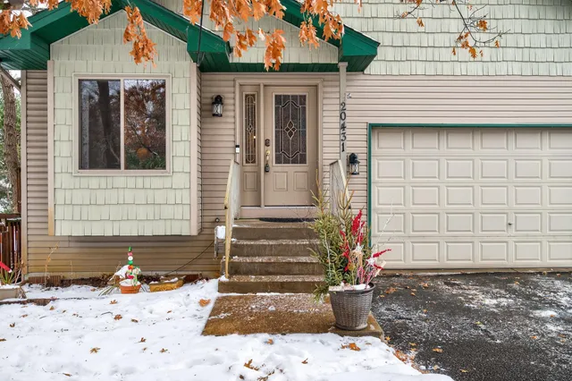 $439,900 | 20431 Eidelweiss Street Northwest, Cedar, MN 55011