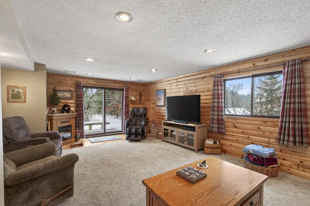 $439,900 | 20431 Eidelweiss Street Northwest, Cedar, MN 55011