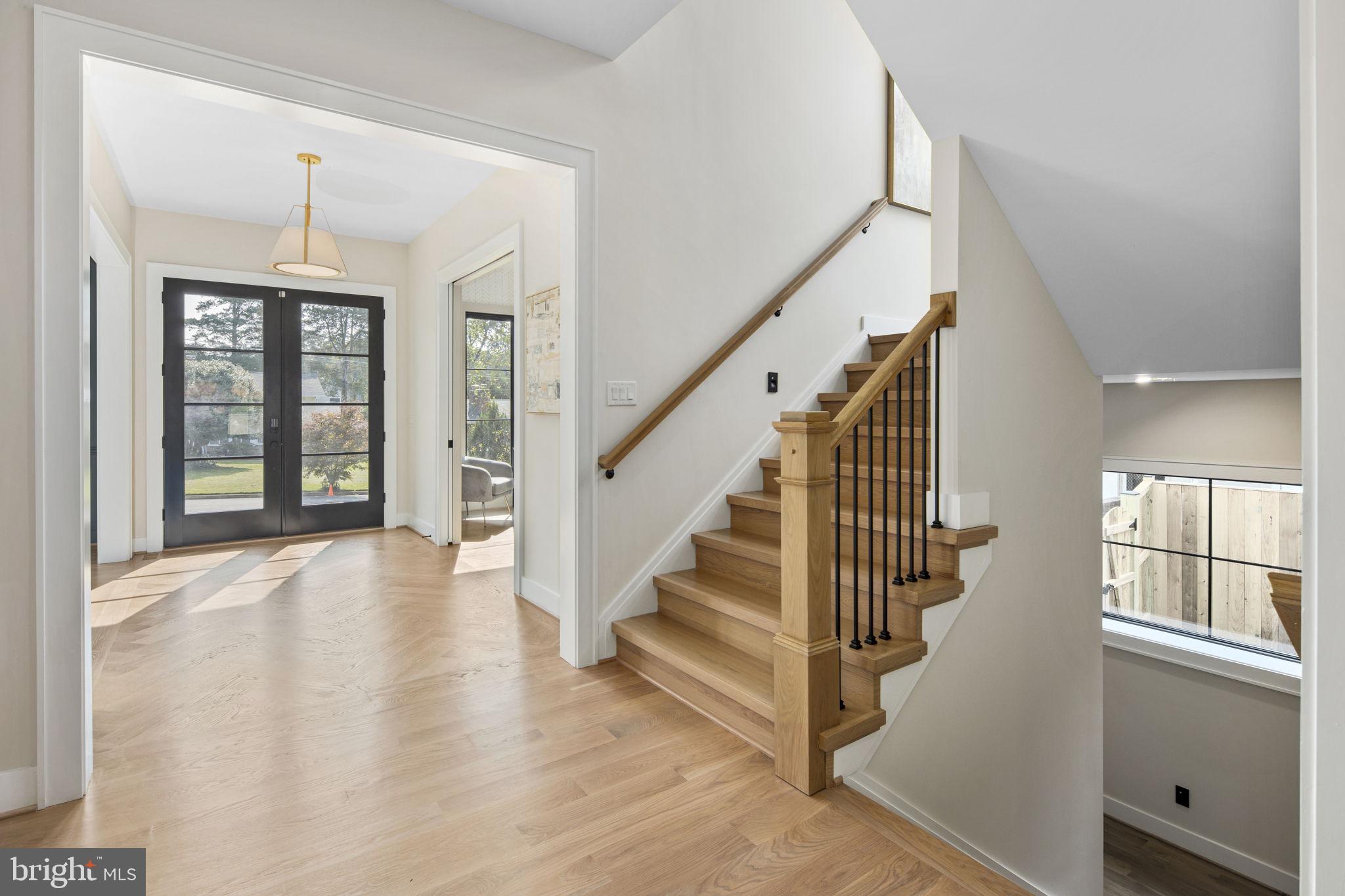 1532 Wrightson Drive McLean, VA 22101 - Photo 3 of 26