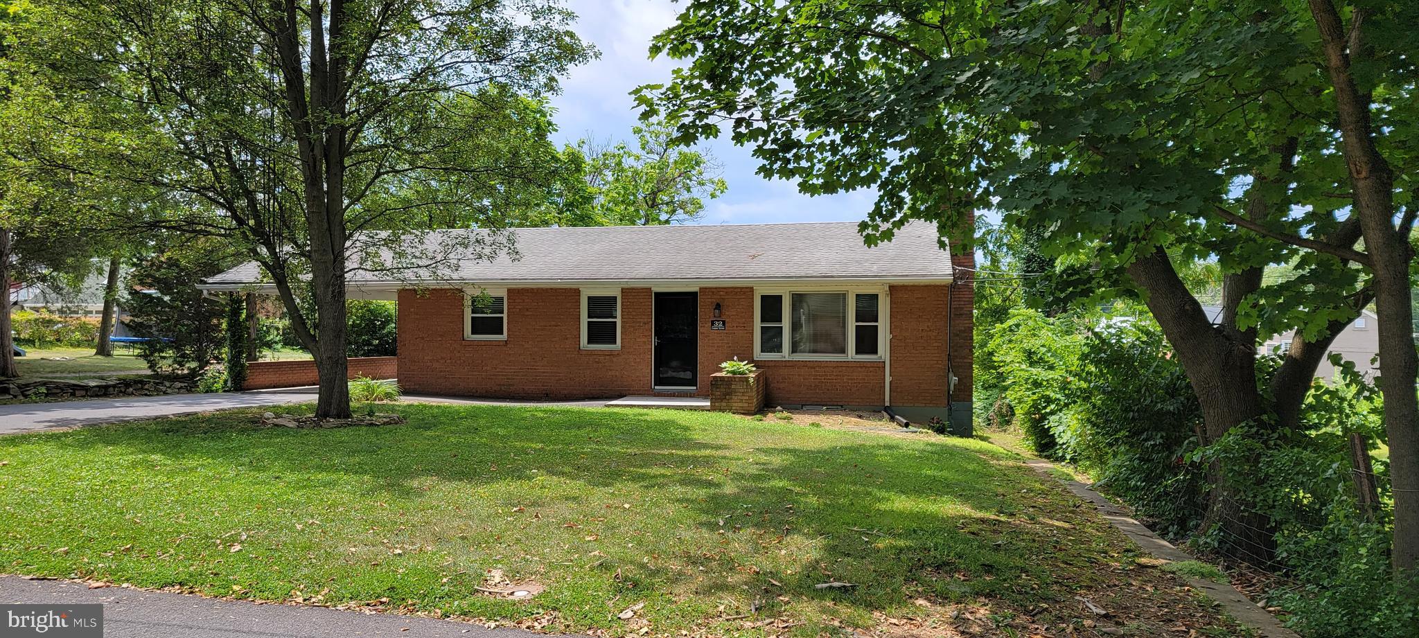 32 Center Street Boonsboro, MD 21713 - Photo 2 of 31 1976 Finished SF 2 Bedrooms, 1 Bath