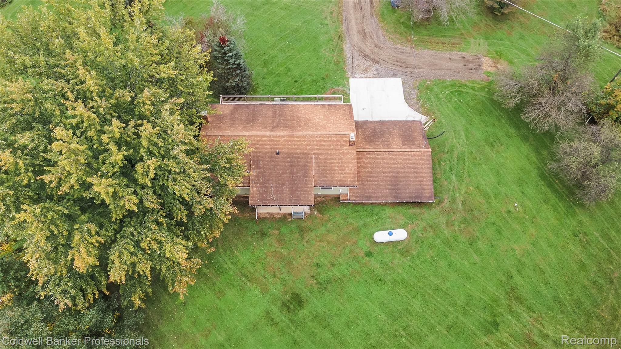 5183 Byron Road Howell, MI 48855 - Photo 42 of 50 71-5183-Byron-Rd-WindowStill-Real-Estate-Photography-71 - Copy.jpg