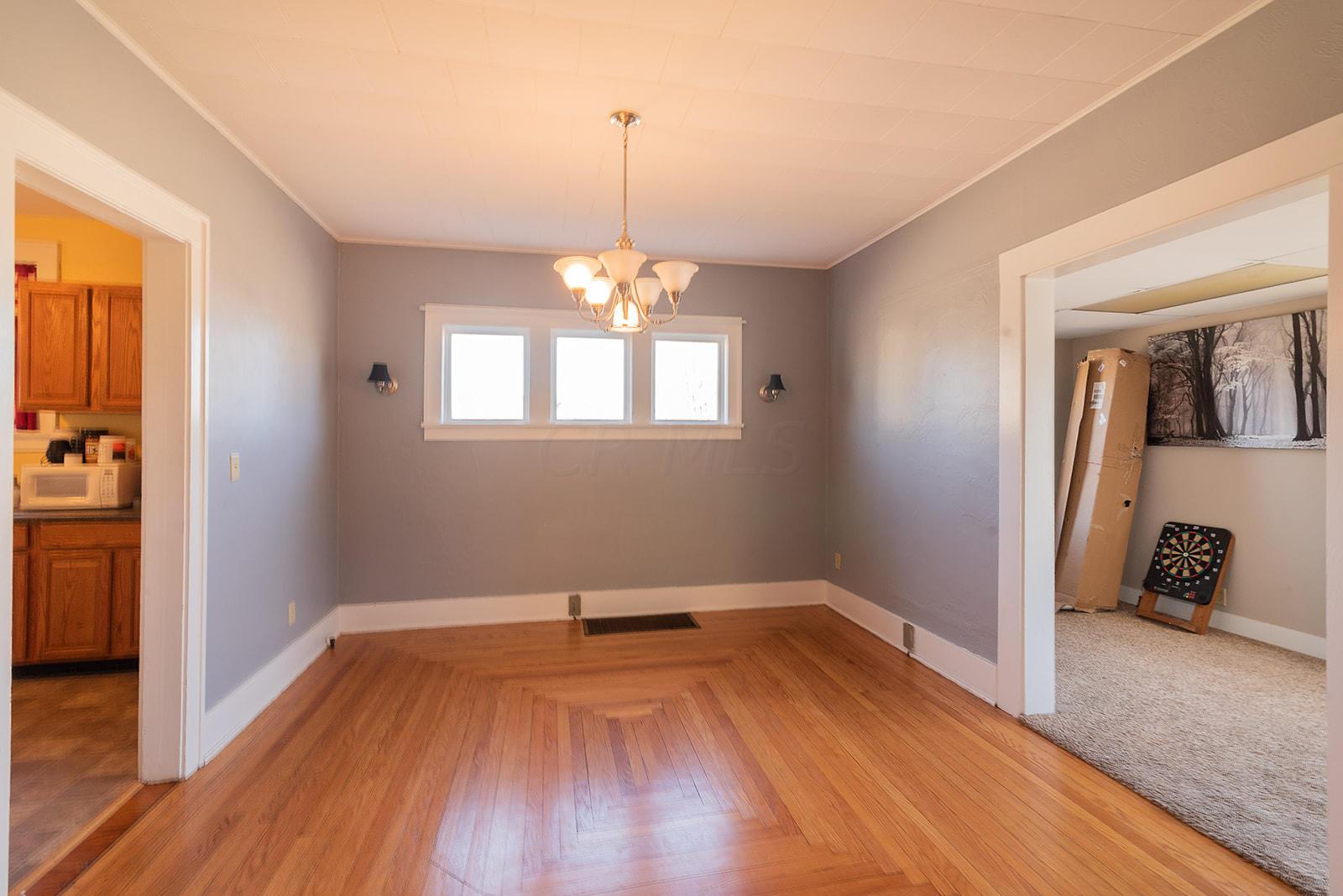 1631 North Limestone Street Springfield, OH 45504 - Photo 7 of 28