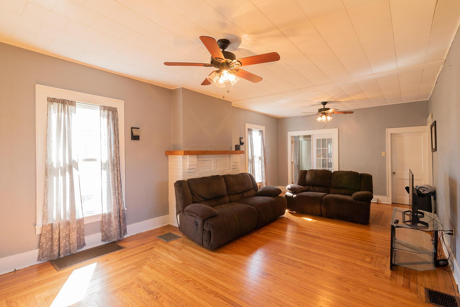 1631 North Limestone Street Springfield, OH 45504 - Photo 8 of 28