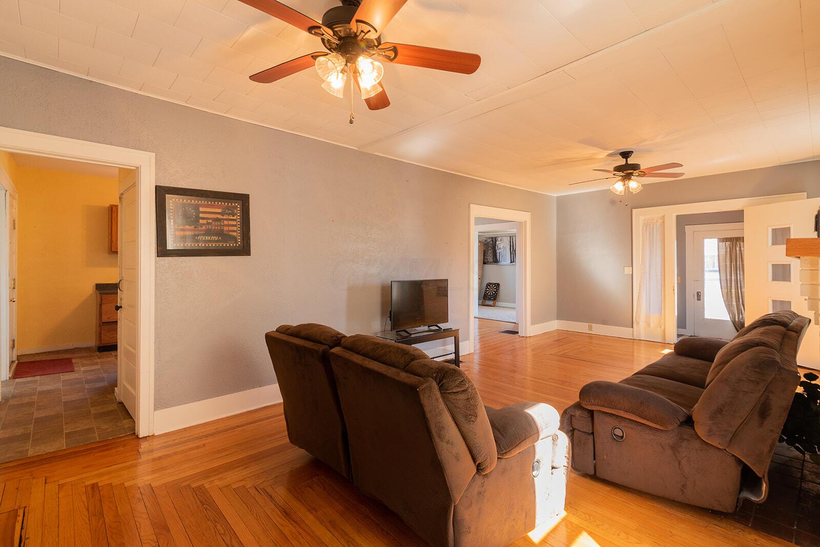1631 North Limestone Street Springfield, OH 45504 - Photo 9 of 28