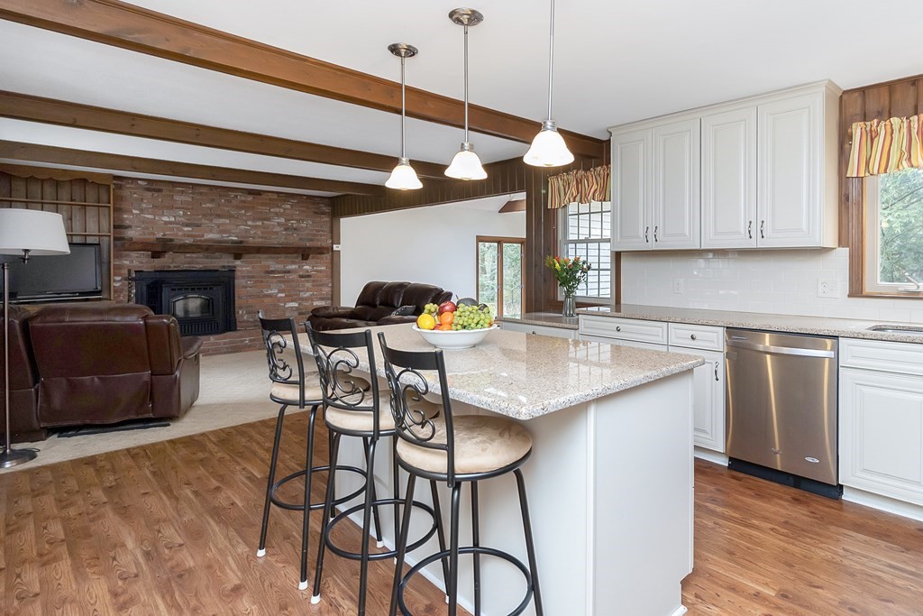 10 Captain Road Wilbraham, MA 01095 - Photo 5 of 40 Gallery Image 5