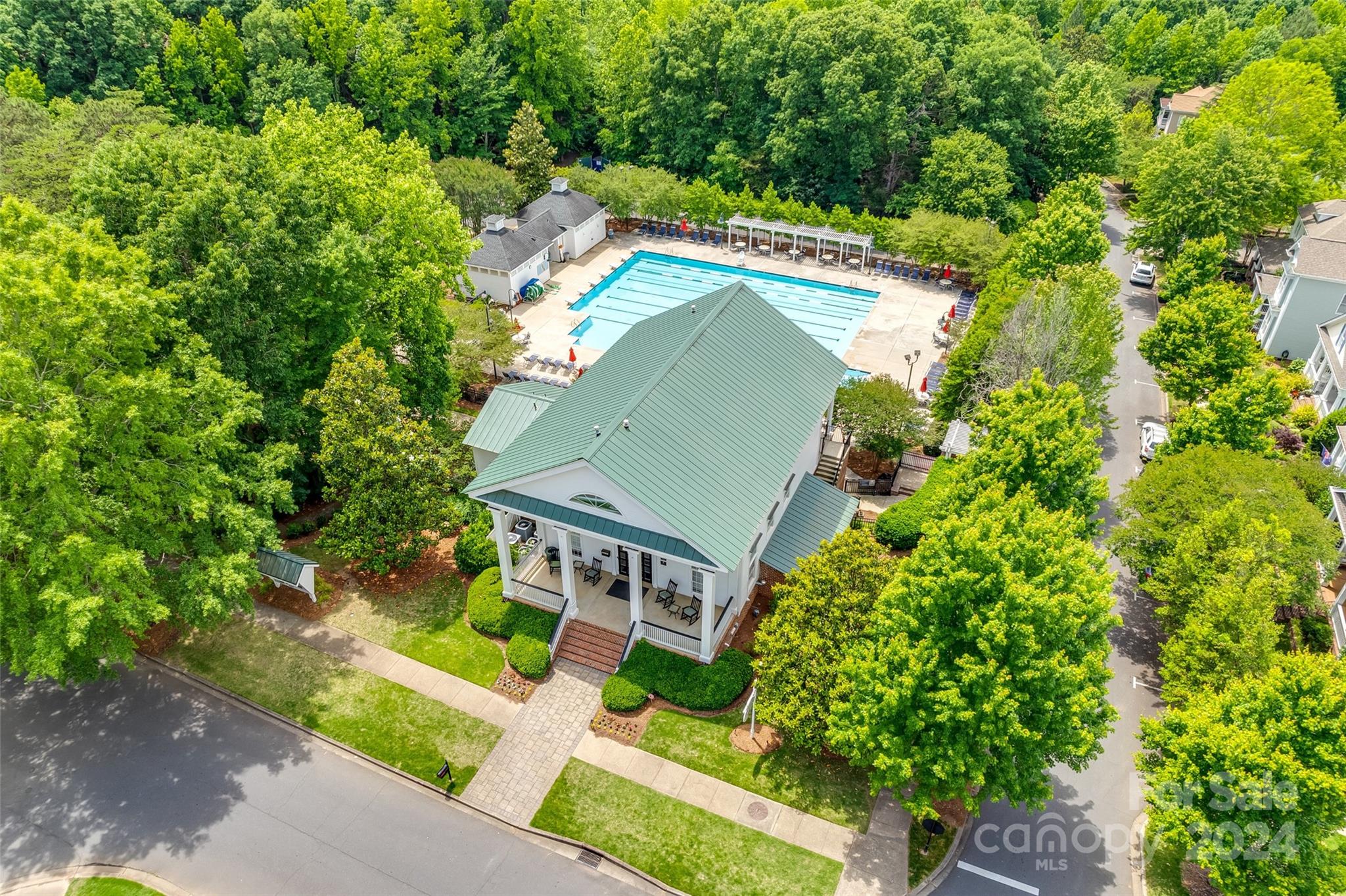 422 Bull Finch Bend Fort Mill, SC 29708 - Photo 41 of 48 an aerial view of a house