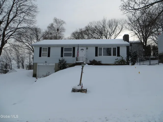 $235,000 | 34 Wolfert Avenue, Menands, NY 12204