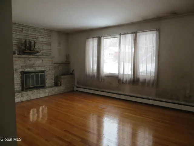 $235,000 | 34 Wolfert Avenue, Menands, NY 12204