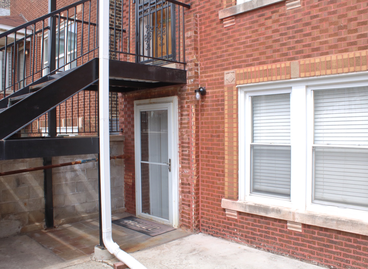 2140 West 23rd Street, Unit B Chicago, IL 60608 - Photo 2 of 14