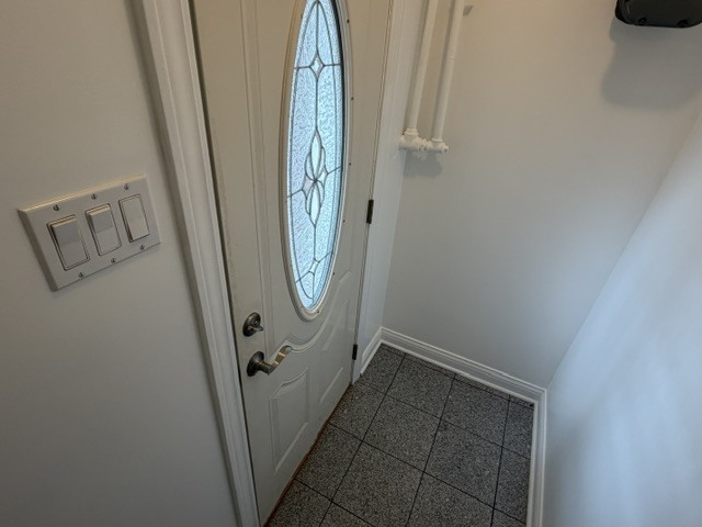 2140 West 23rd Street, Unit B Chicago, IL 60608 - Photo 3 of 14