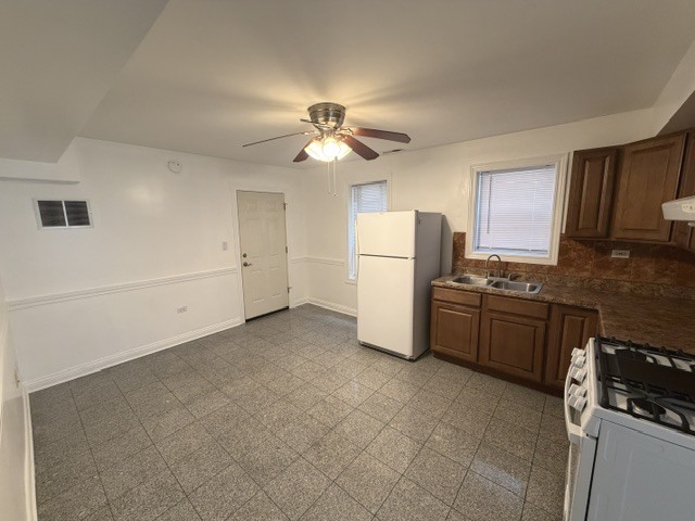 2140 West 23rd Street, Unit B Chicago, IL 60608 - Photo 7 of 14
