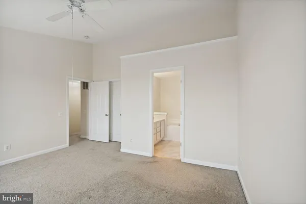 $2,395 | 45450 Conductor Terrace, Unit 301, Sterling, VA 20166