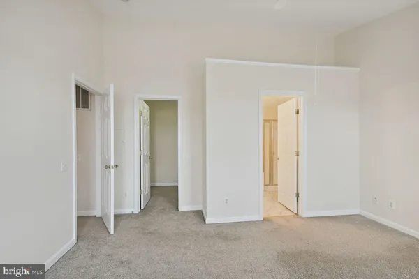 $2,395 | 45450 Conductor Terrace, Unit 301, Sterling, VA 20166