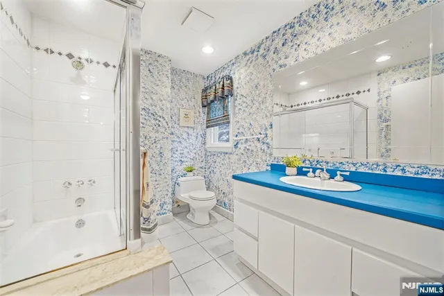 $899,000 | 12 Clinton Lane, Wayne, NJ 07470