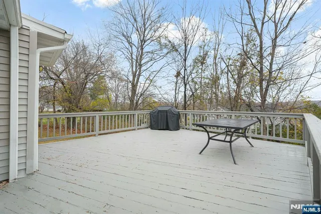 $899,000 | 12 Clinton Lane, Wayne, NJ 07470