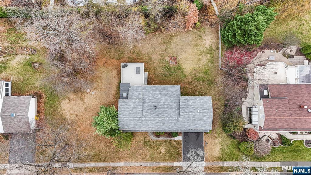 12 Clinton Lane Wayne, NJ 07470 - Photo 36 of 37