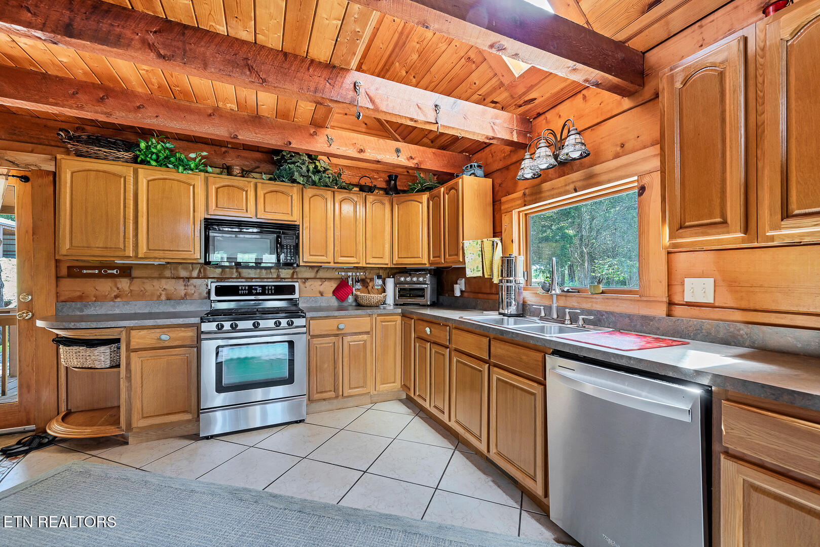 3560 Old Lowes Ferry Road Louisville, TN 37777 - Photo 4 of 60 _DSC0677