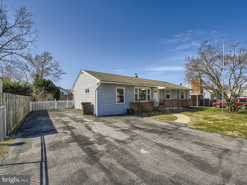 8424 Spring Road Pasadena, MD 21122 - Photo 2 of 28