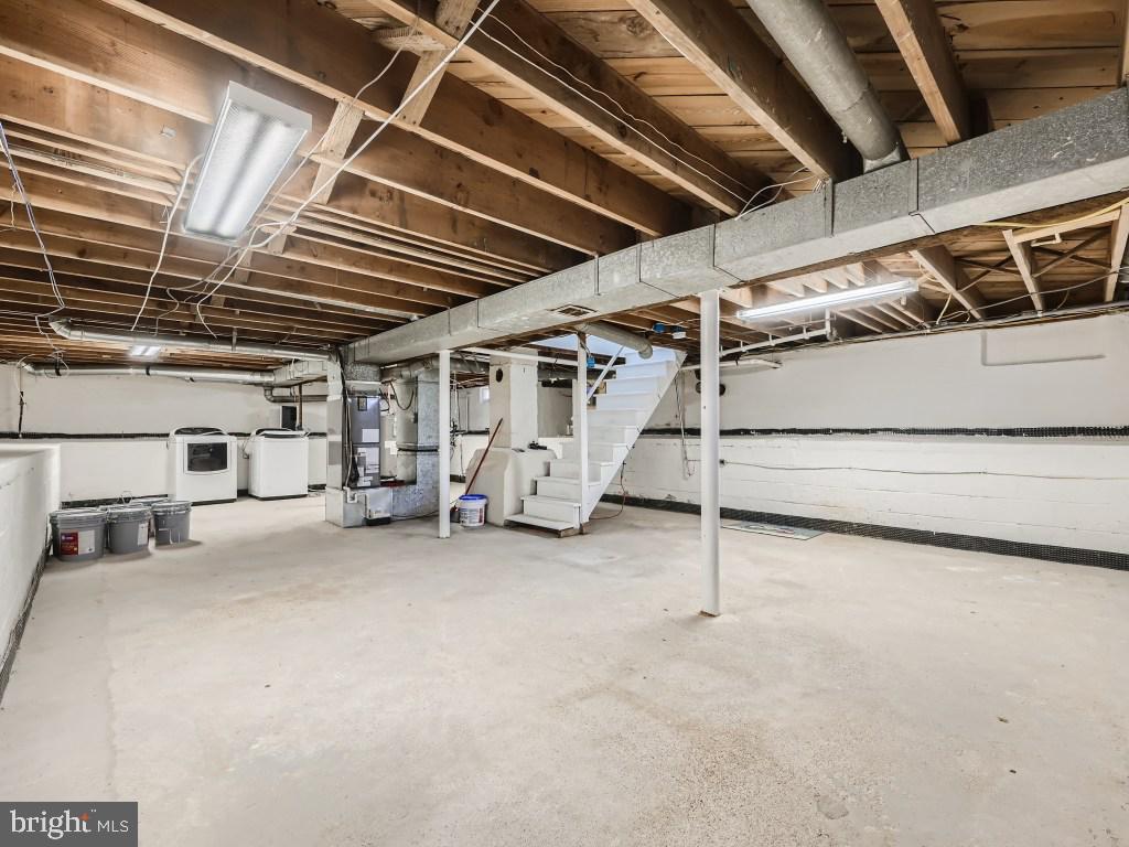 8424 Spring Road Pasadena, MD 21122 - Photo 23 of 28