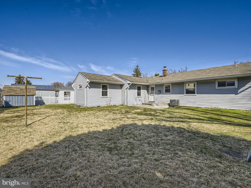 8424 Spring Road Pasadena, MD 21122 - Photo 25 of 28