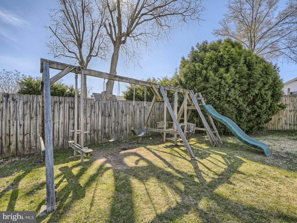 8424 Spring Road Pasadena, MD 21122 - Photo 26 of 28