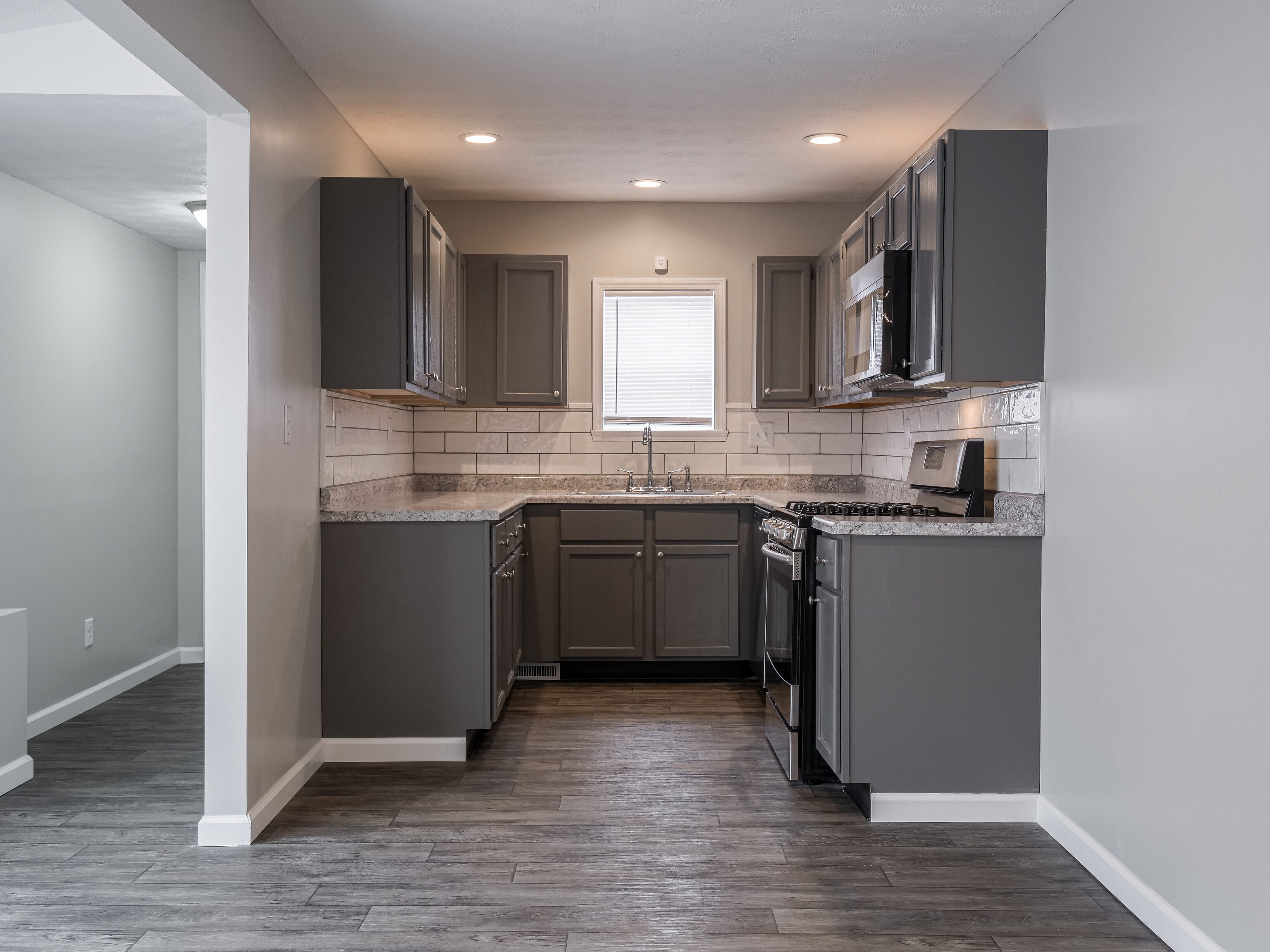 4533 Brittany Road Indianapolis, IN 46222 - Photo 14 of 38