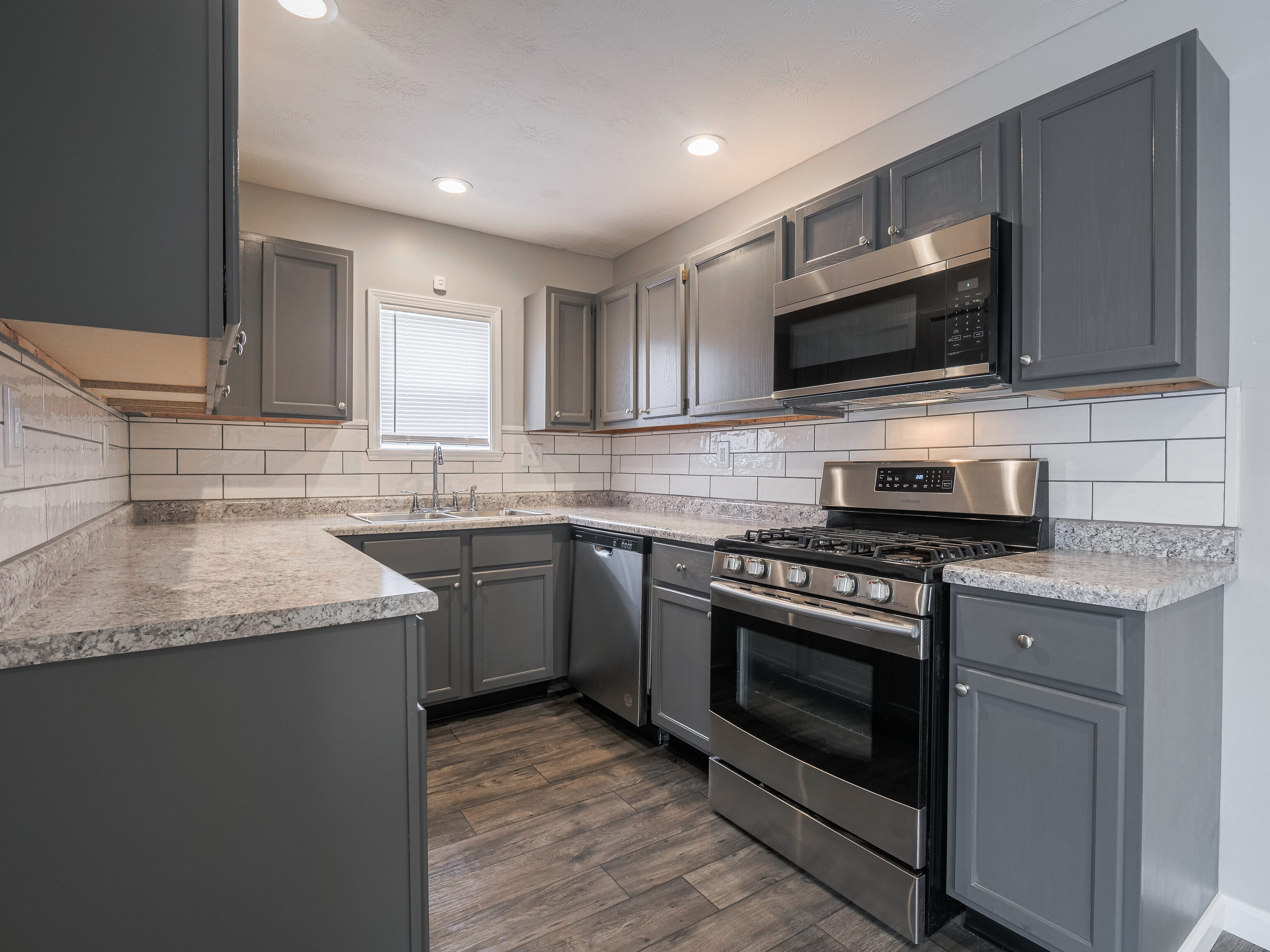 4533 Brittany Road Indianapolis, IN 46222 - Photo 16 of 38