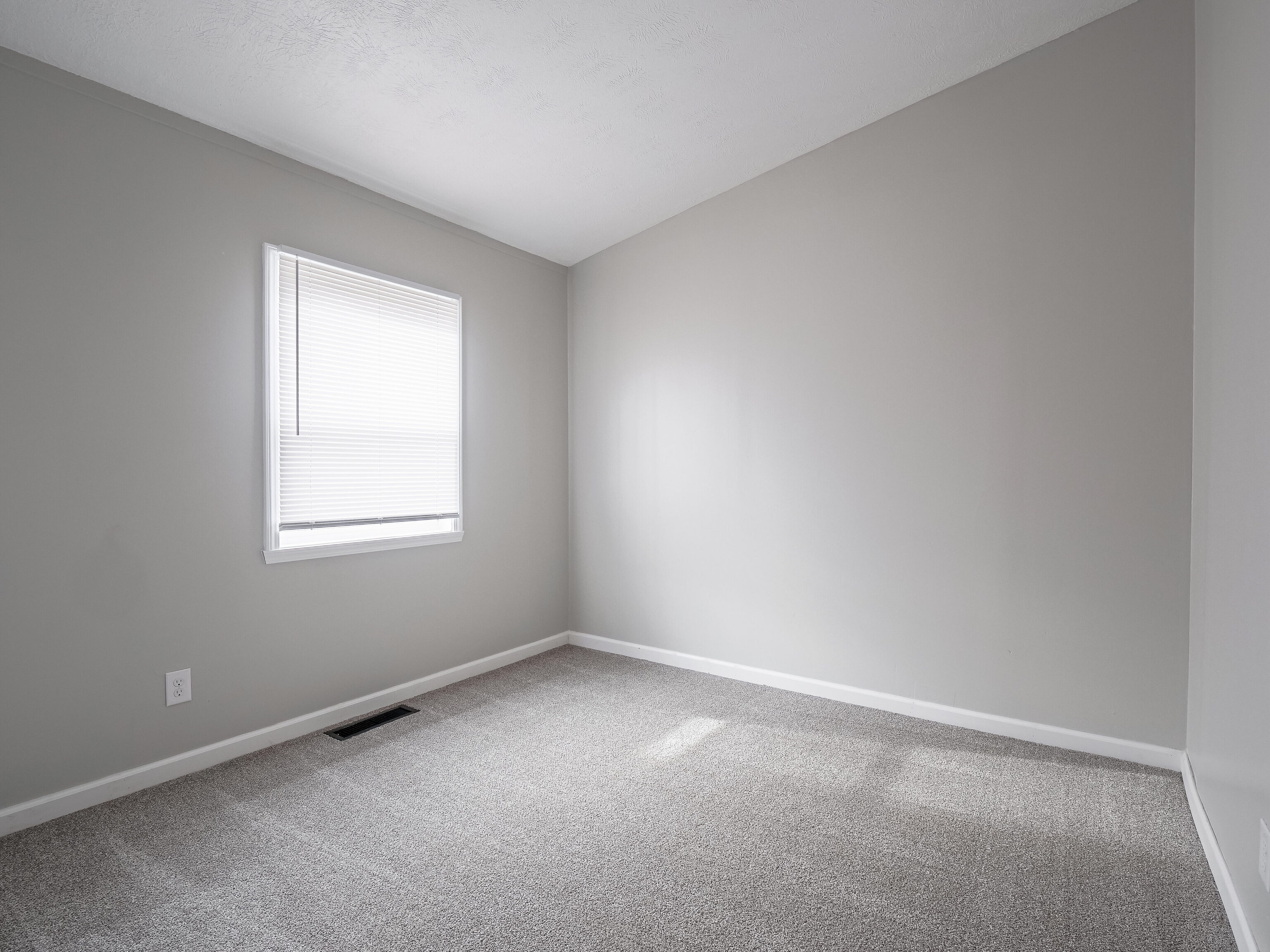 4533 Brittany Road Indianapolis, IN 46222 - Photo 26 of 38