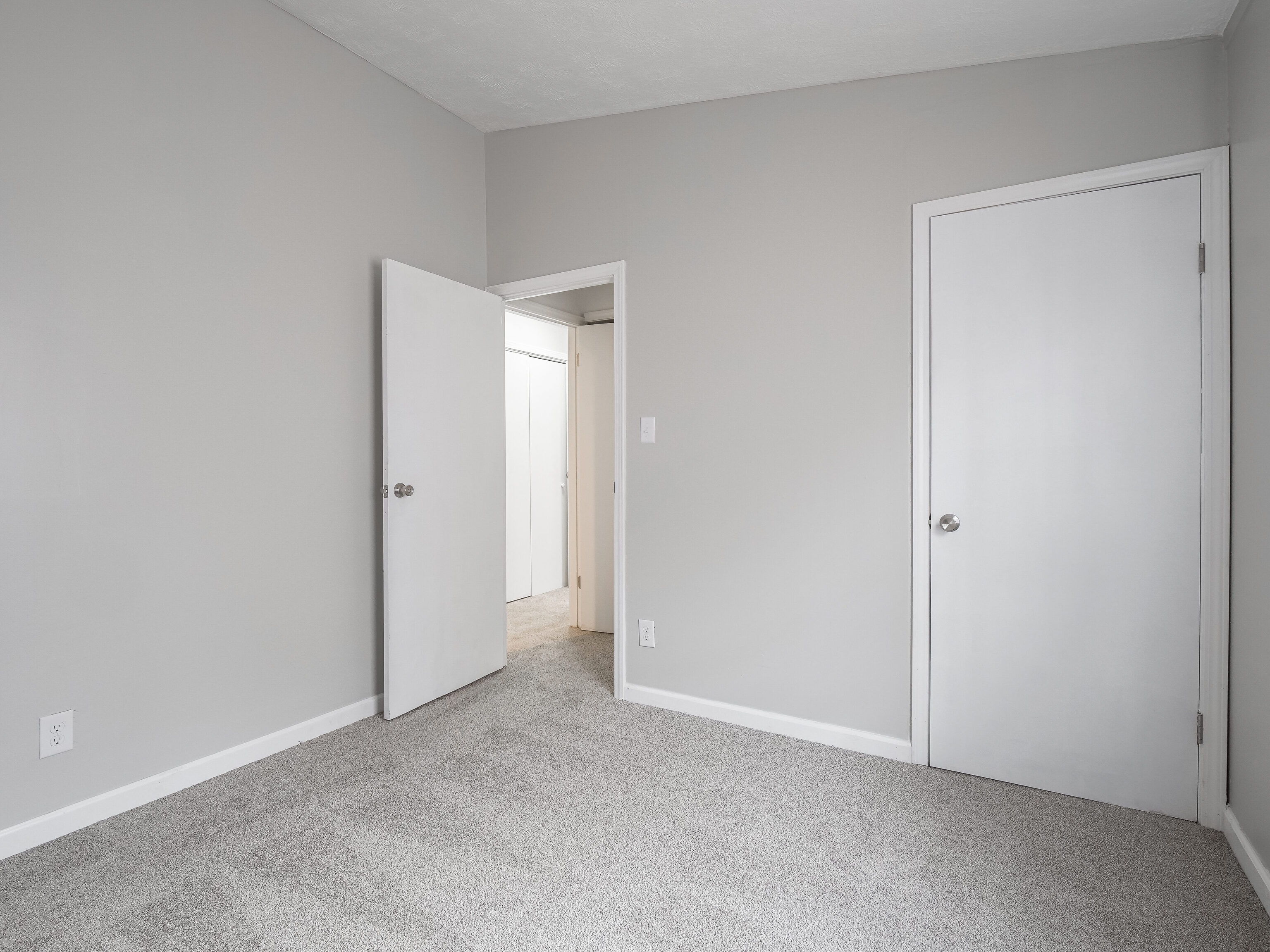 4533 Brittany Road Indianapolis, IN 46222 - Photo 27 of 38