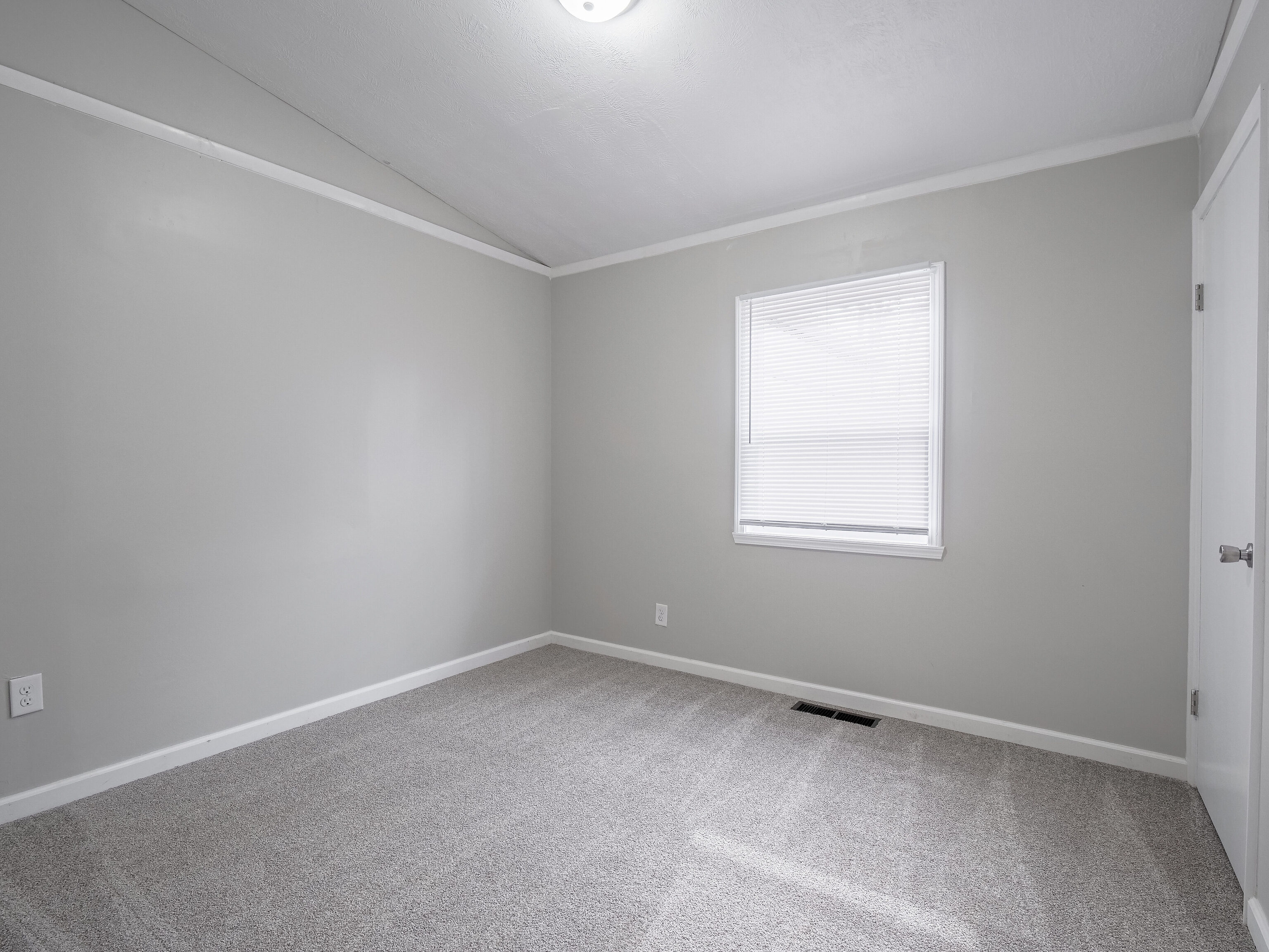 4533 Brittany Road Indianapolis, IN 46222 - Photo 28 of 38