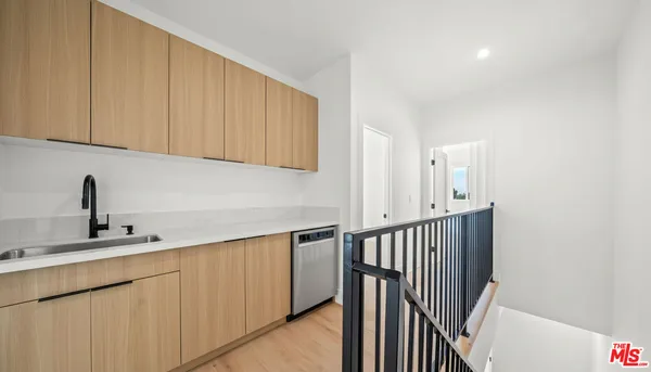 $46,500 | 1933 Magnolia Avenue, Los Angeles, CA 90007