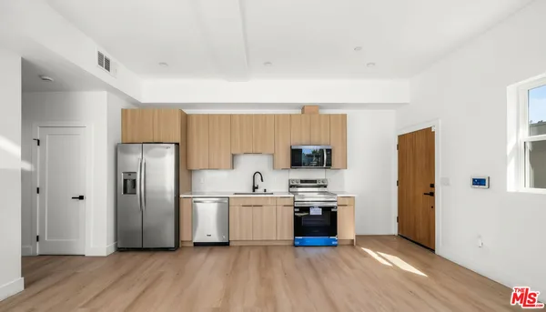 $46,500 | 1933 Magnolia Avenue, Los Angeles, CA 90007