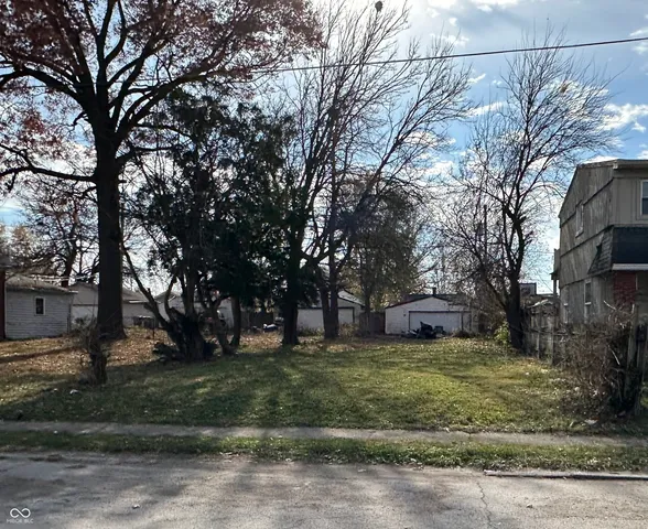 $39,000 | 1615 East Minnesota Street, Indianapolis, IN 46203