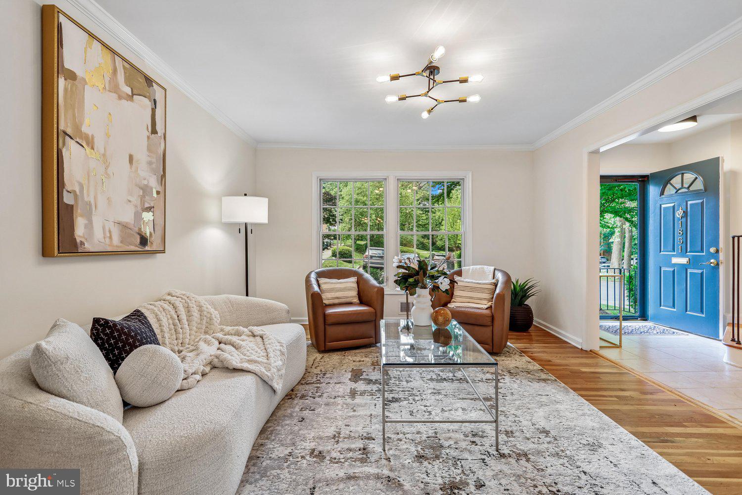 1851 Wainwright Drive Reston, VA 20190 - Photo 8 of 44 Living Room