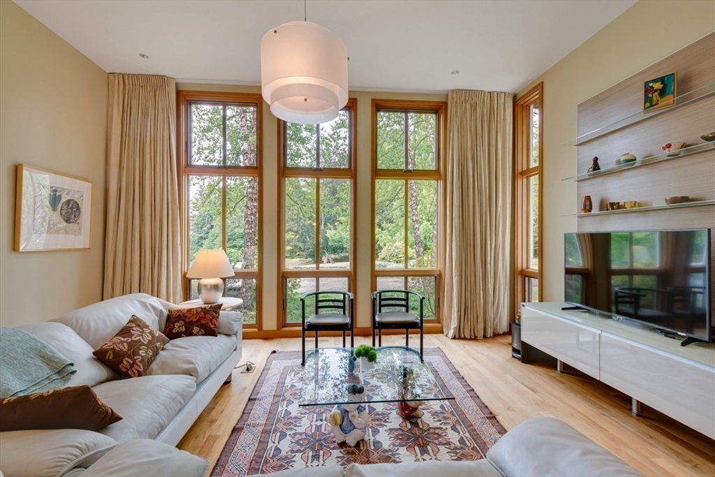 23 Bedford Road Lincoln, MA 01773 - Photo 14 of 38