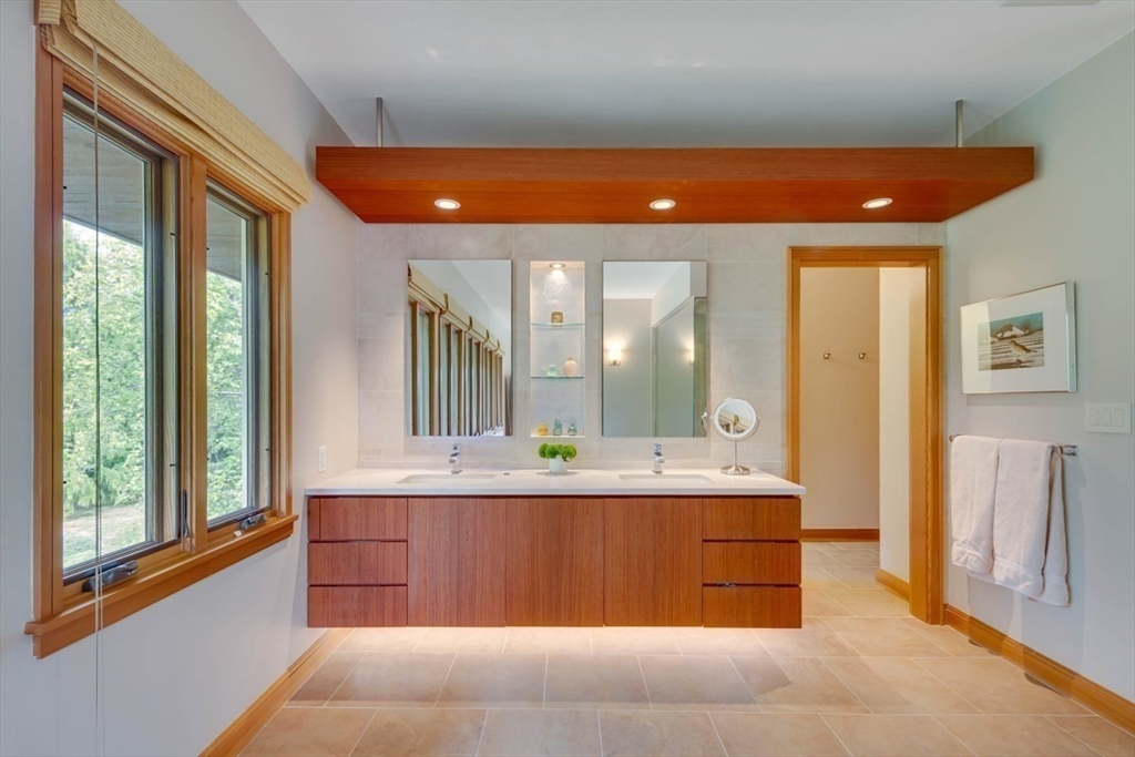 23 Bedford Road Lincoln, MA 01773 - Photo 19 of 38