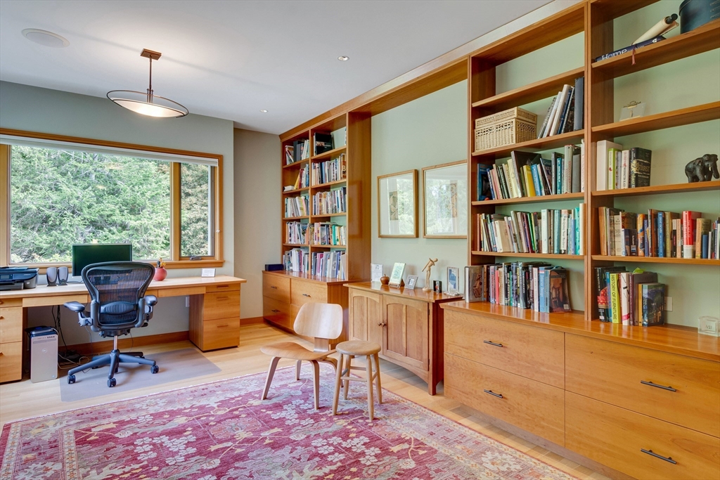 23 Bedford Road Lincoln, MA 01773 - Photo 21 of 38