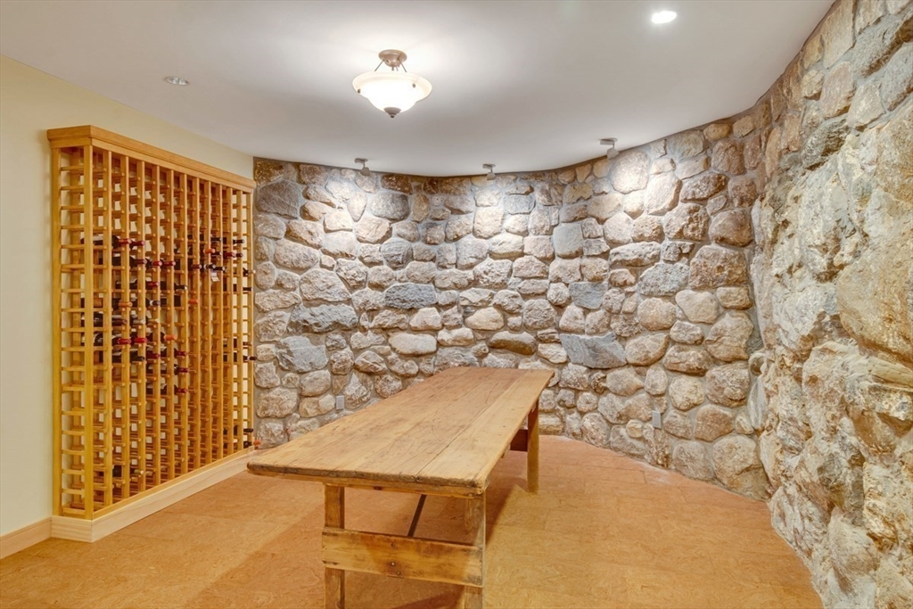 23 Bedford Road Lincoln, MA 01773 - Photo 26 of 38