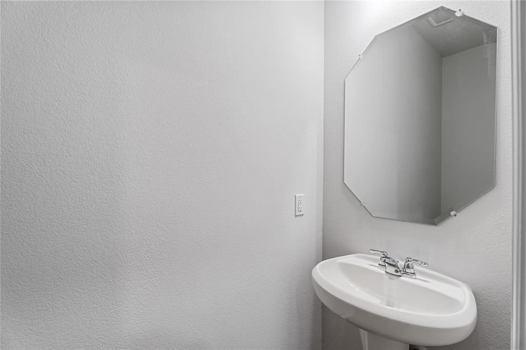 5117 Unity Drive Denton, TX 76207 - Photo 6 of 17