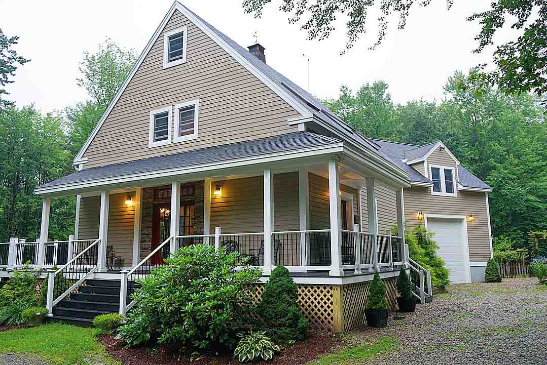 135 Mountain Road Deerfield, NH 03037 - Photo 1 of 40