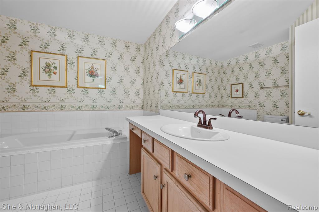 35595 Court Ridge Court Farmington Hills, MI 48335 - Photo 26 of 39
