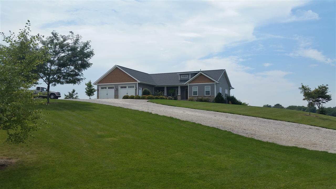 4916 Walnut Road Southwest Kalona, IA 52247 - Photo 2 of 19 Gallery Image 2